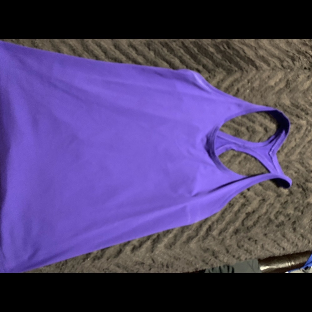 Lululemon purple tank size 10
